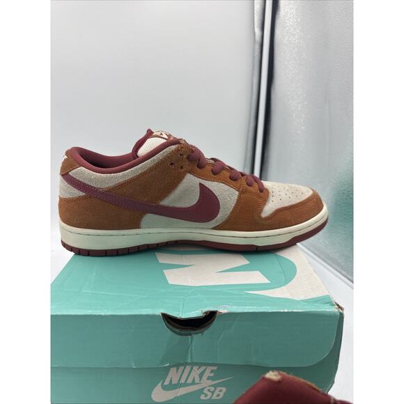 Size 10 - Nike Dunk Pro SB Low Dark Russet Cedar - Picture 7 of 9